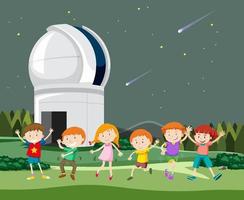 tema de astronomia com crianças felizes vetor