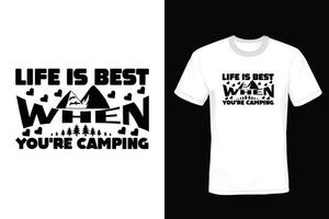 design de camiseta de acampamento, vintage, tipografia vetor