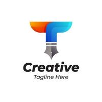 modelo de design de logotipo de letra t criativa com gradiente de forma de caneta colorida vetor