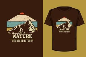 design de camiseta vintage retrô ao ar livre da montanha da natureza vetor