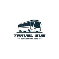 modelo de logotipo de ônibus de viagem com fundo branco. adequado para sua necessidade de design, logotipo, ilustração, animação, etc. vetor