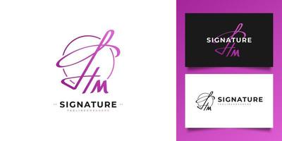 design inicial do logotipo h e m com estilo de caligrafia elegante e minimalista. logotipo ou símbolo de assinatura hm para casamento, moda, joias, boutique e identidade comercial vetor