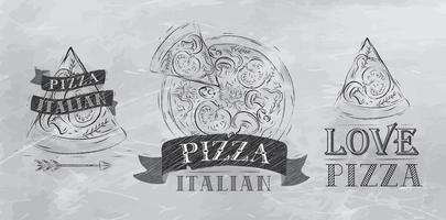 símbolo de pizza, ícones e uma fatia de pizza com o desenho estilizado italiano de inscrição com carvão no quadro-negro vetor
