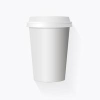 xícara de café de papel realista vetorial isolada no fundo branco