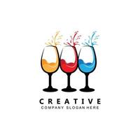 vetor de ícone de logotipo de copo de vinho espumante, modelo de inspiração de café, ilustração