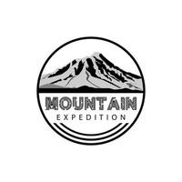 desenho de vetor de logotipo de montanha
