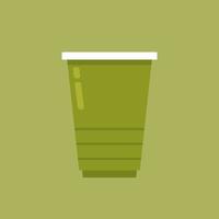 vetor de copo de cerveja verde. copo de plástico verde isolado sobre fundo verde.