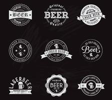 Emblemas de cerveja de giz vector livre
