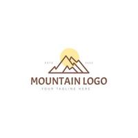 ilustração de ícone de design de logotipo de linha de montanha vetor