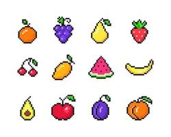 conjunto de frutas tropicais de pixel. banana madura simples com morangos vermelhos e ameixa azul. manga doce amarela com maçã vermelha e cerejas para design vetorial de 8 bits vetor