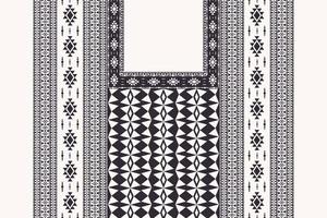 design de padrão de bordado de pescoço em forma de triângulo geométrico asteca com fundo de cor preto e branco de borda. moda de arte tribal para camisas. vetor