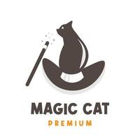 logotipo de ilustração de gato fofo combinado com chapéu mágico vetor