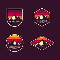 ilustração de logotipo ao ar livre de paisagem de montanha. vetor