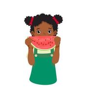 menina africana bonitinha comendo e segurando melancia em dia ensolarado no verão vetor