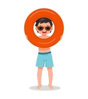 menino bonitinho com maiô e óculos de sol olhando através do anel de borracha inflável se divertindo no horário de verão vetor