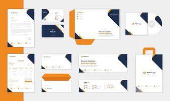 conjunto de design de papelaria corporativa laranja com cartão de visita, envelope, papel timbrado e pacote de fatura
