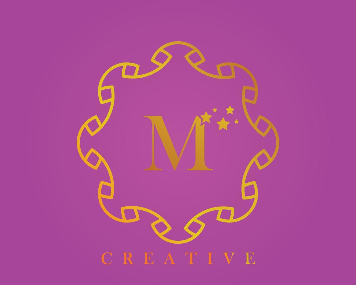 creativo design logo, alfabeto m, 5 stella lettera, etichetta, icona, per confezione, lusso Prodotto design. fatto con oro su un' leggero viola strutturato sfondo. vettore