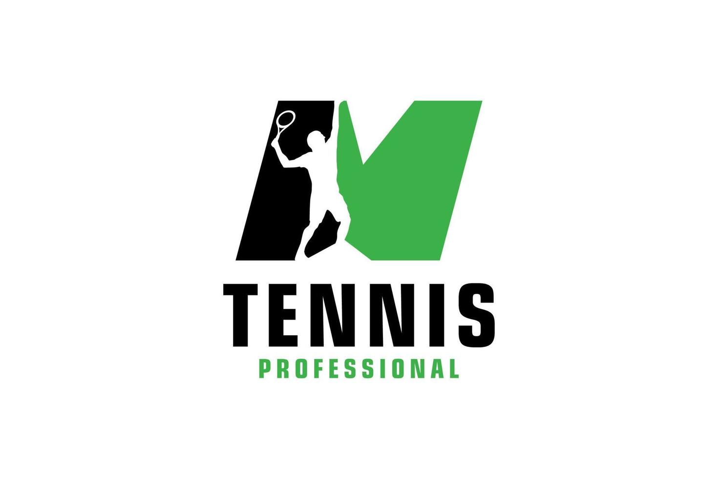 lettera m con tennis giocatore silhouette logo design. vettore design modello elementi per sport squadra o aziendale identità.