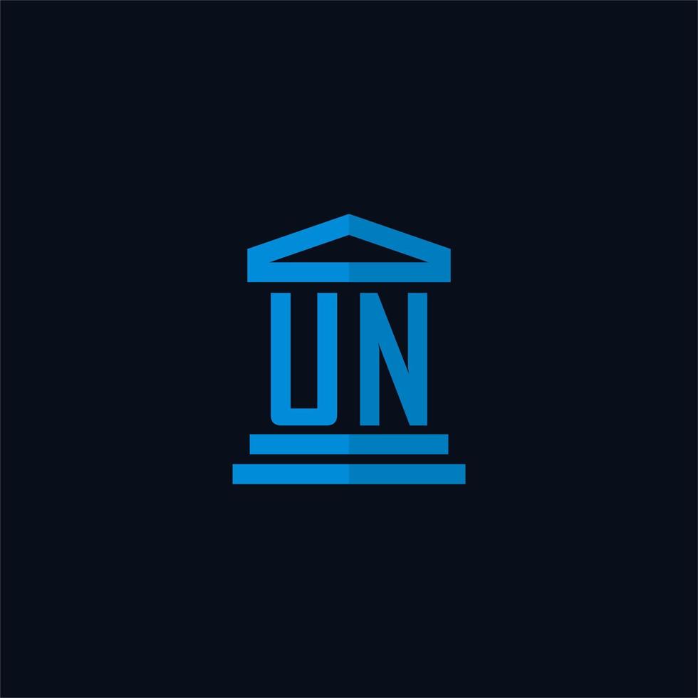 un iniziale logo monogramma con semplice palazzo di giustizia edificio icona design vettore