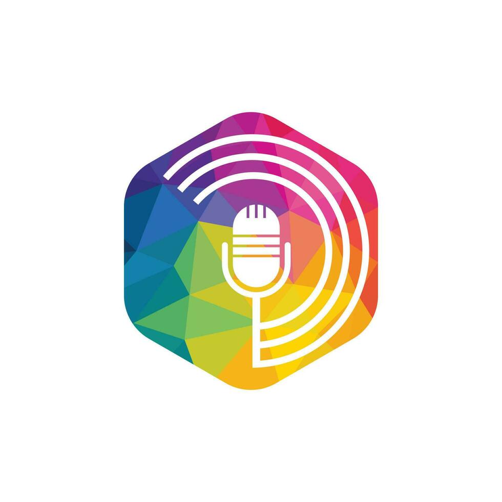 Podcast logo design. studio tavolo microfono con trasmissione icona design. vettore