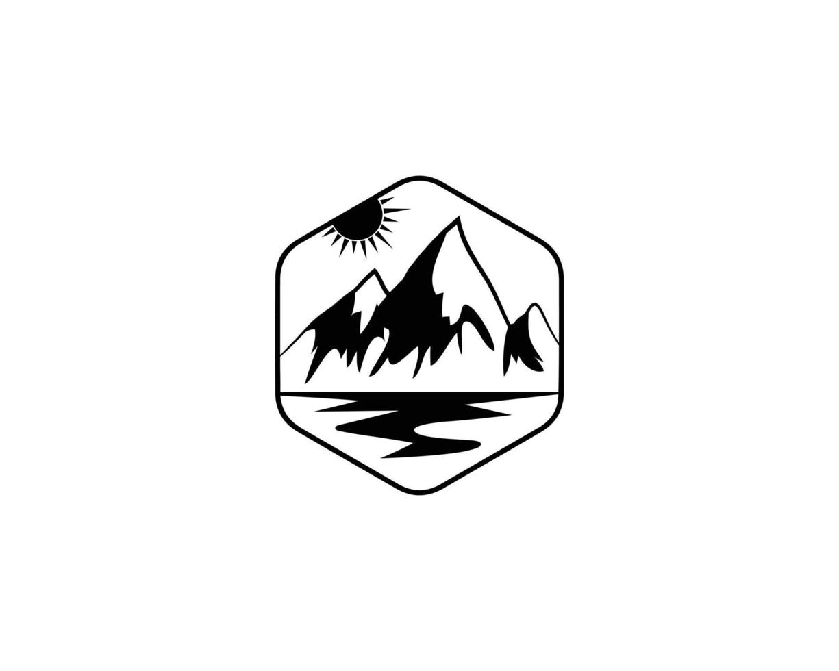 montagna tramonto logo design con paesaggio mare lago fiume simbolo vettore modello.