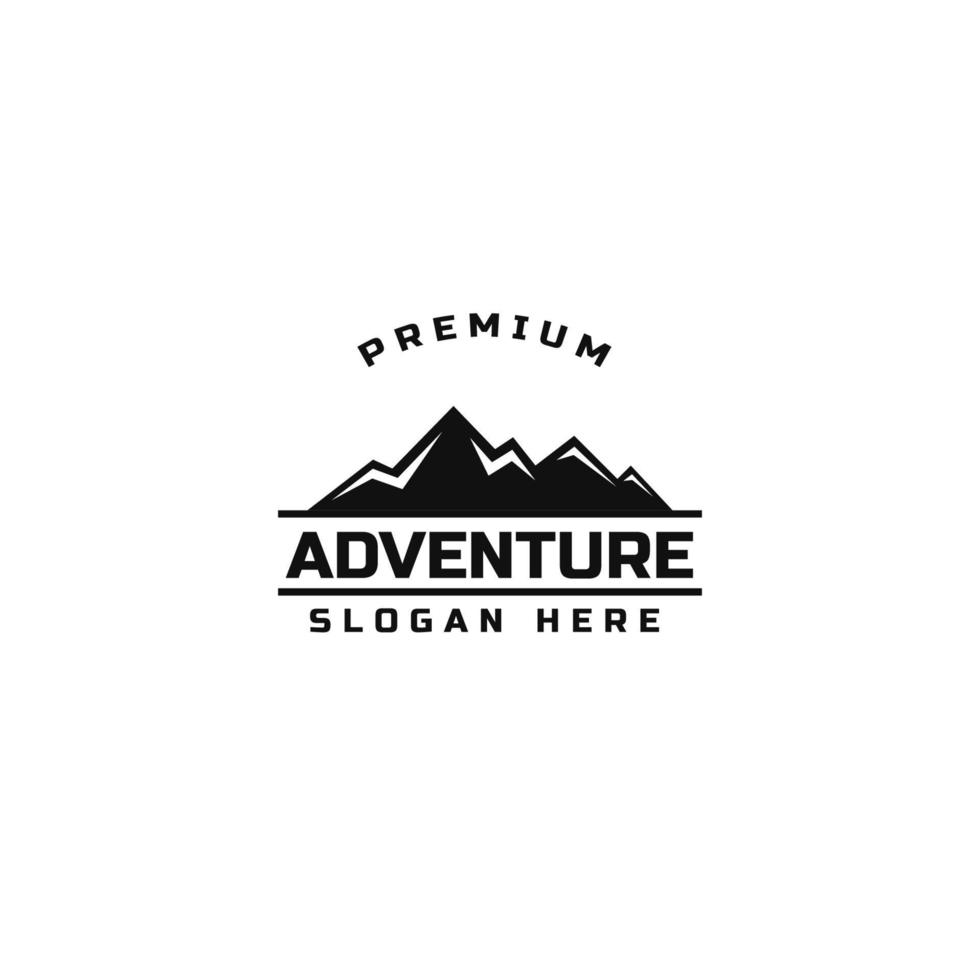 silhouette montagna per avventura all'aperto logo design vettore illustrazione