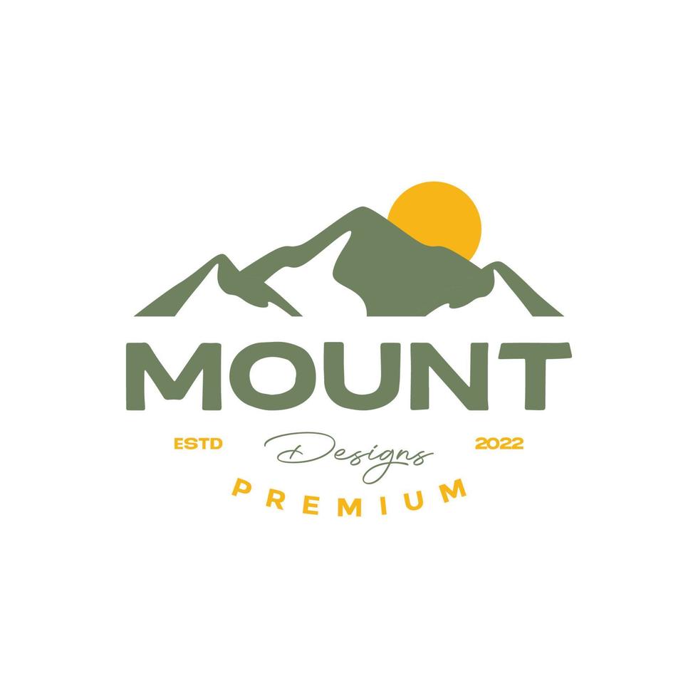 montagna tramonto escursioni a piedi alto collina all'aperto natura Vintage ▾ logo design vettore icona illustrazione