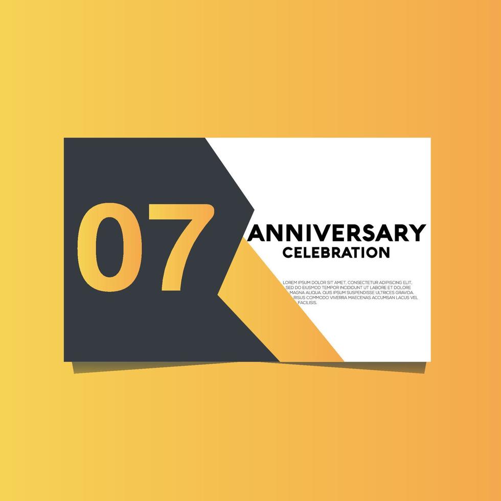 07 anni anniversario celebrazione anniversario celebrazione modello design con giallo colore sfondo vettore