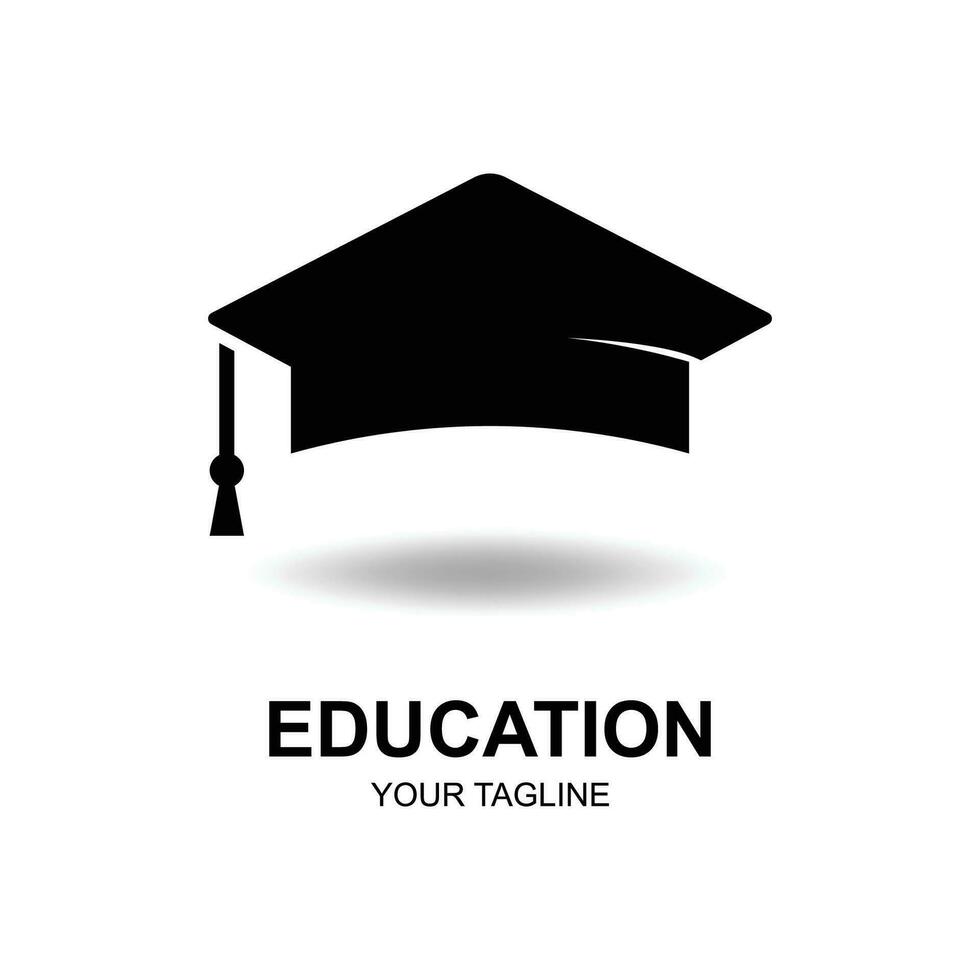 formazione scolastica logo design con laurea breve berretto e libro concetto con creativo idea vettore