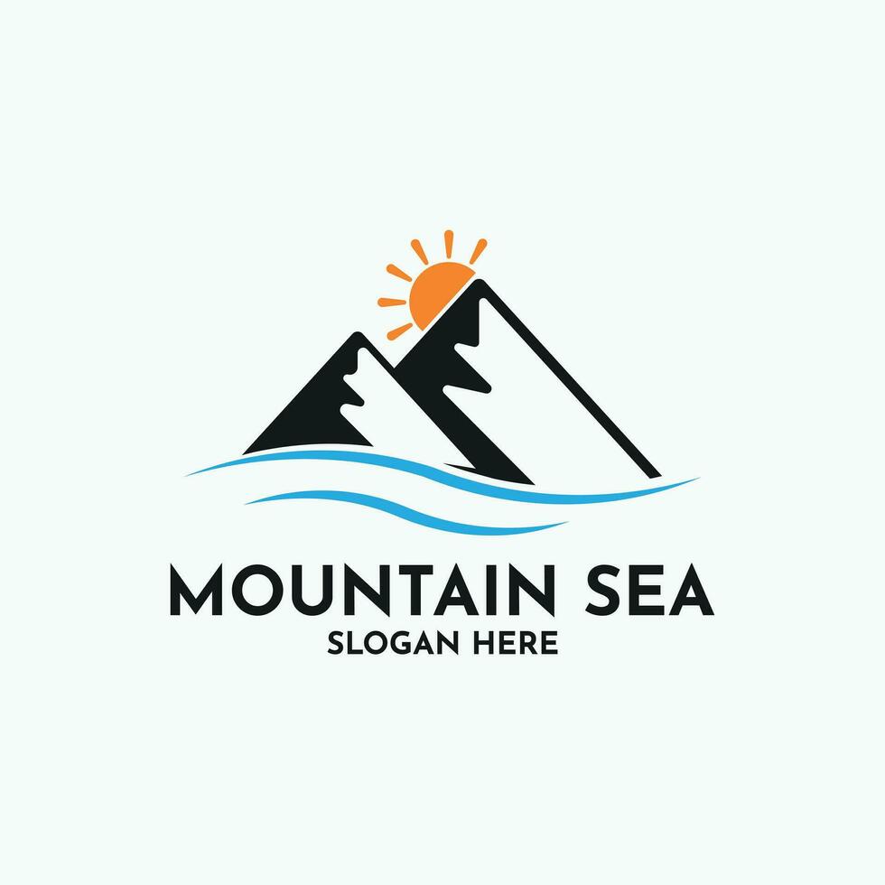 montagna mare logo design concetto vettore