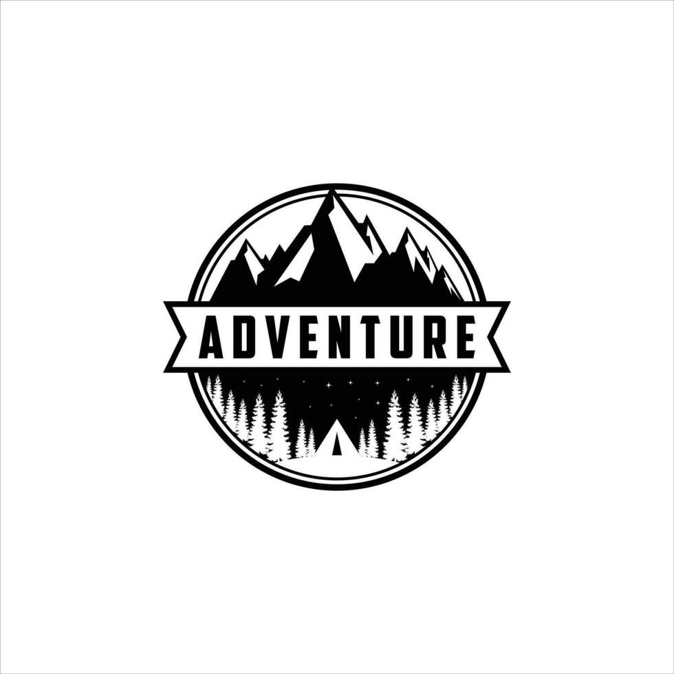 avventura logo. montagna logo su bianca sfondo. montagna icona per avventura loghi vettore