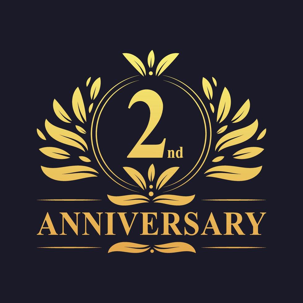 Design del 2 ° anniversario, lussuoso logo dell'anniversario di 2 anni di colore dorato. vettore