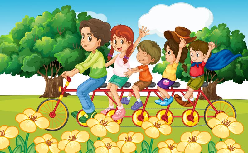 Genitori e bambini che guidano bici nel parco vettore