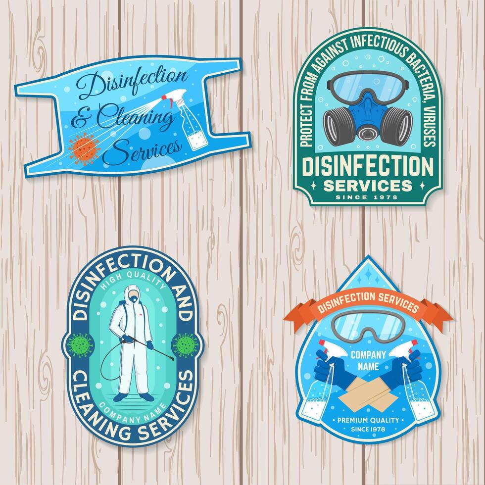 impostato di disinfezione e pulizia Servizi toppa, logo, emblema. vettore per professionale disinfezione e pulizia azienda. Vintage ▾ tipografia design con disinfettante lavoratore , respiratore e spruzzatore