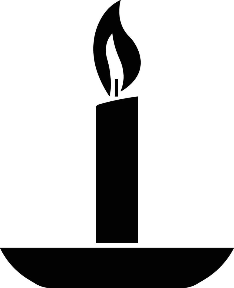candela nel titolare icona nel piatto stile. isolato su rappresentare il tradizioni e simbolo di il Pasqua stagione candele nel candelieri ardente lume di candela fiamma vettore per app, ragnatela