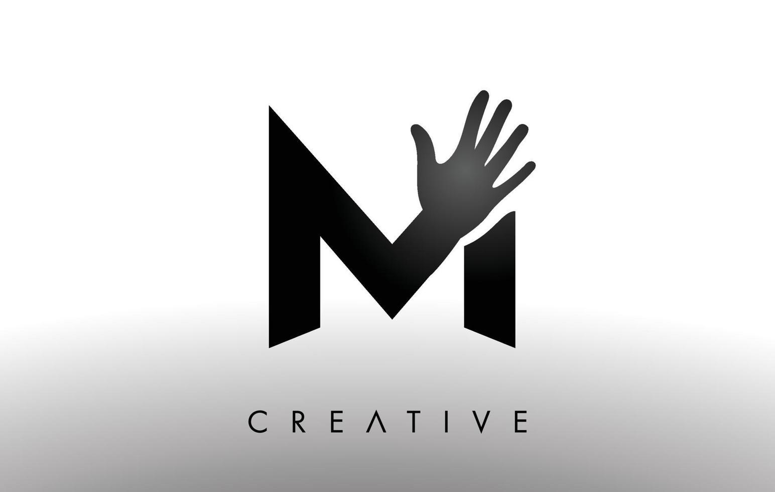 logo della lettera m con illustrazione dell'icona di vettore della siluetta della mano. lettera di logo della mano creativa