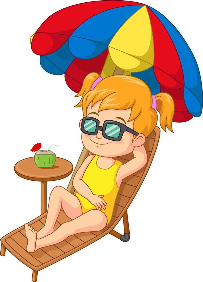 ragazza del fumetto in costume da bagno che prende il sole e beve un cocktail di cocco sulla sedia a sdraio sotto l'ombrellone vettore