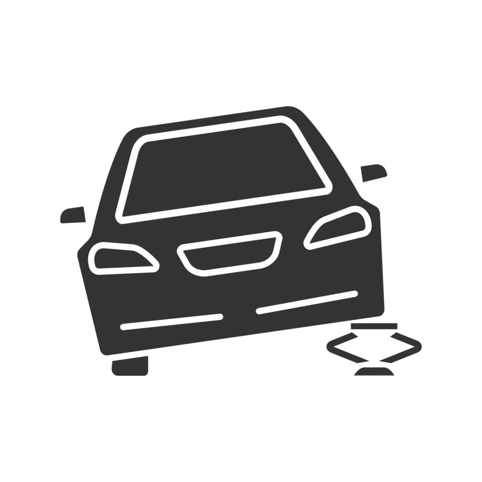 icona del glifo del jack per auto portatile. simbolo della sagoma. spazio negativo. cambio ruota. automobile rotta. illustrazione vettoriale isolato