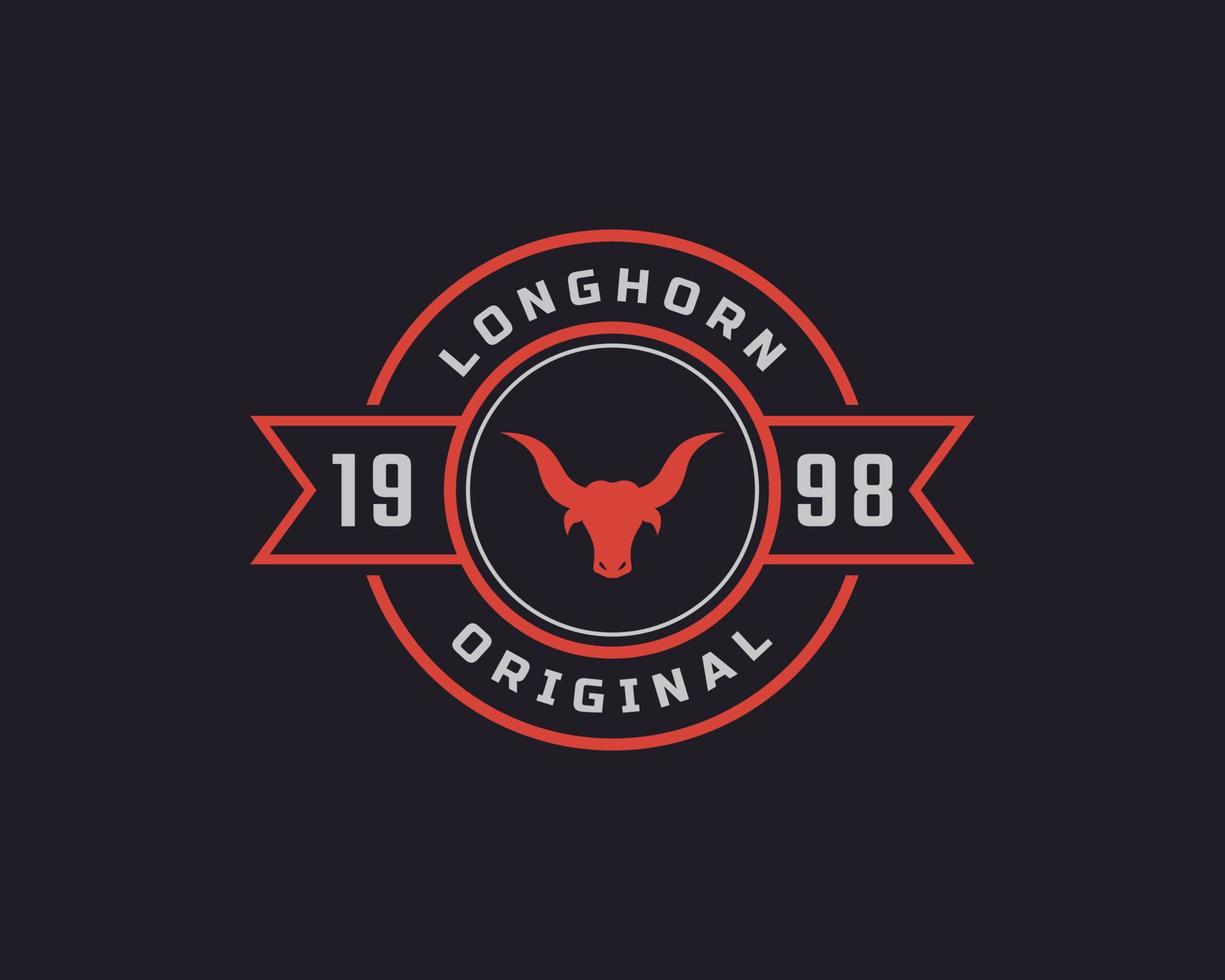 distintivo dell'etichetta retrò vintage classico per ispirazione per il design del logo della fattoria della campagna della famiglia della testa del toro occidentale del texas longhorn vettore