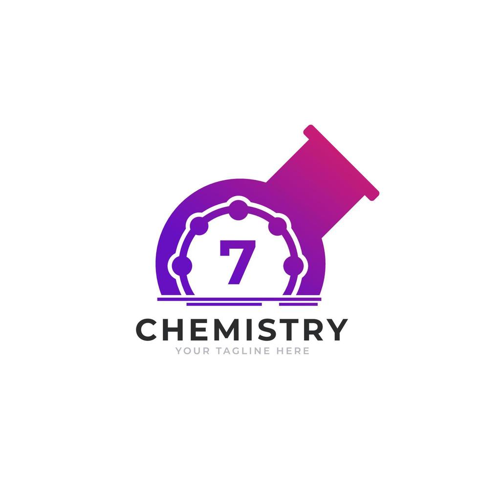 numero 7 all'interno dell'elemento del modello di progettazione del logo del laboratorio del tubo di chimica vettore