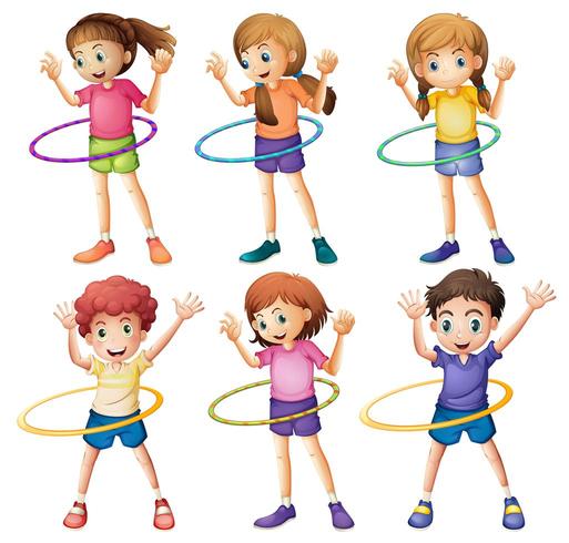 Bambini che giocano a hulahoop vettore