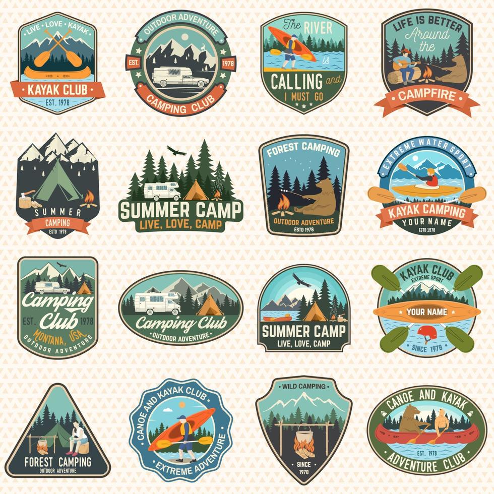 set di badge per club di campeggio e kayak vettore. concetto per patch, stampa. design vintage con silhouette da campeggio, montagna, fiume, indiano americano, camper, kayaker. toppe per kayak per sport acquatici estremi vettore