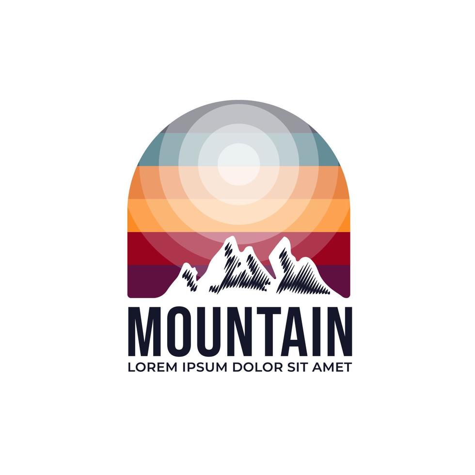 montagna moderna e colorata con silhouette logo luna vettore