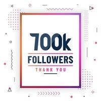 grazie 700k follower, 700000 follower che celebrano un design moderno e colorato. vettore