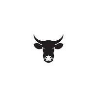modello di progettazione illustrazione vettoriale logo mucca.