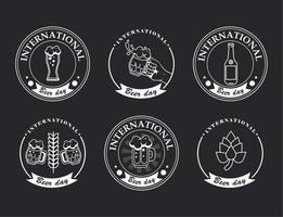 sei emblemi del giorno della birra vettore