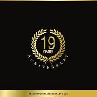 logo di lusso anniversario 19 anni utilizzato per hotel, spa, ristorante, vip, moda e identità del marchio premium. vettore