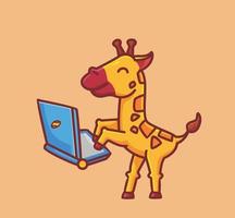 carino giraffa opera su il computer portatile. cartone animato animale scienza tecnologia concetto isolato illustrazione. piatto stile adatto per etichetta icondesign premio logo vettore. portafortuna personaggio vettore