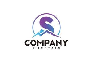 logo S ,iniziale design ispirazione con montagna logo vettore