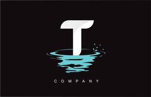 t lettera logo design con spruzzi d'acqua increspature gocce riflesso vettore